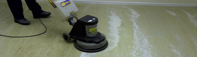 Floor polishing cleaning