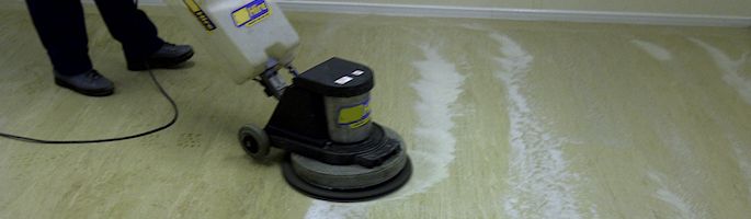 Floor polishing cleaning